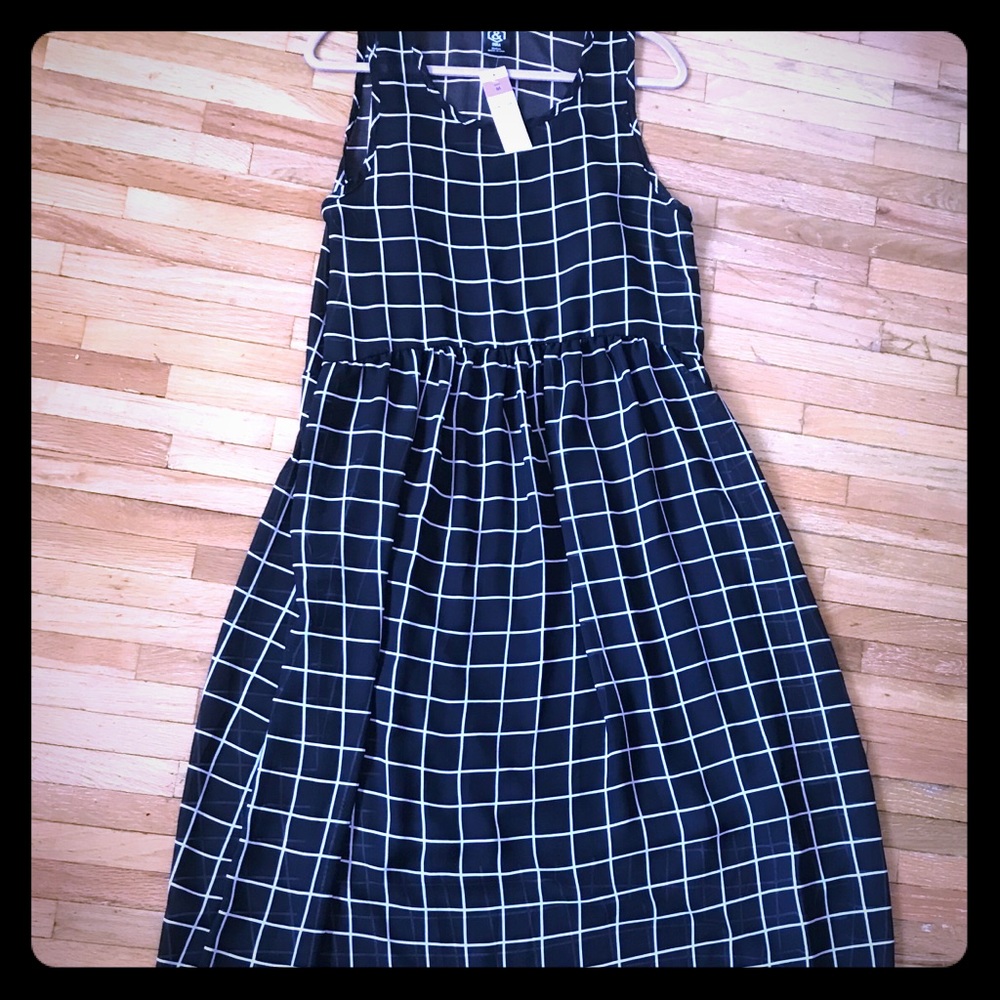 Agnes and Dora Godiva Dress Black & White